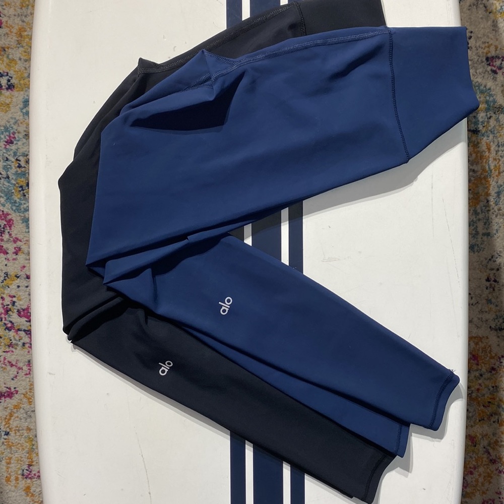 Lot of 2 ALO YOGA Leggings size XXS NWOT